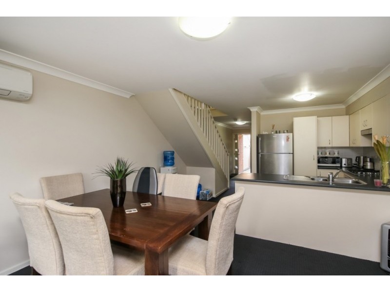 7/24 Crebert Street, Mayfield East NSW 2304