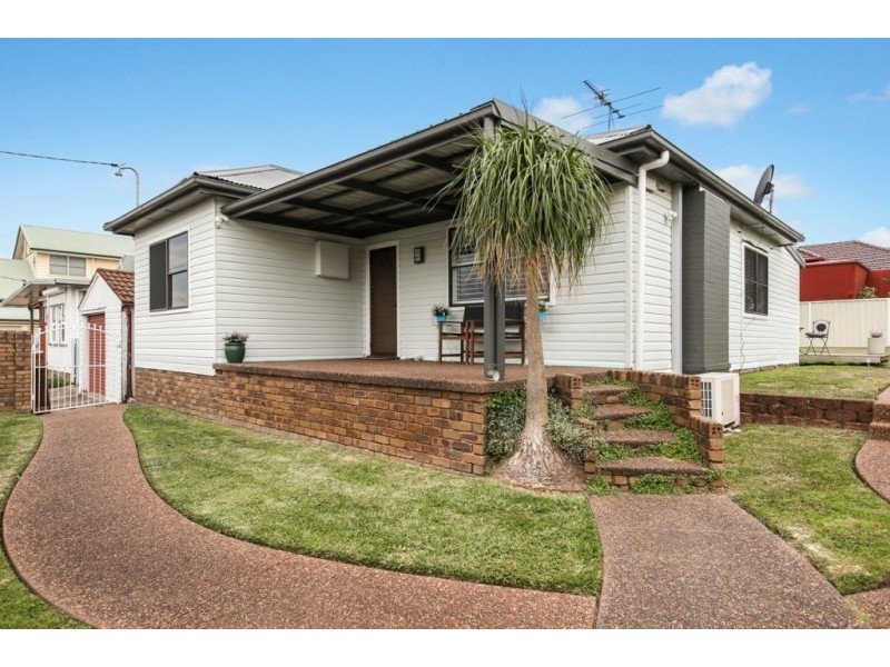 5A Regan Street, Adamstown NSW 2289