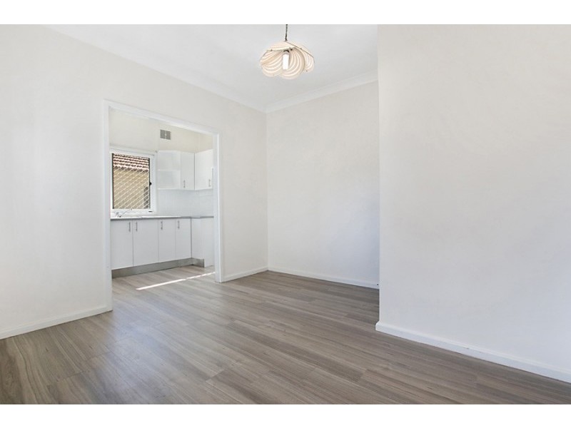 32 Peters Avenue, Wallsend NSW 2287