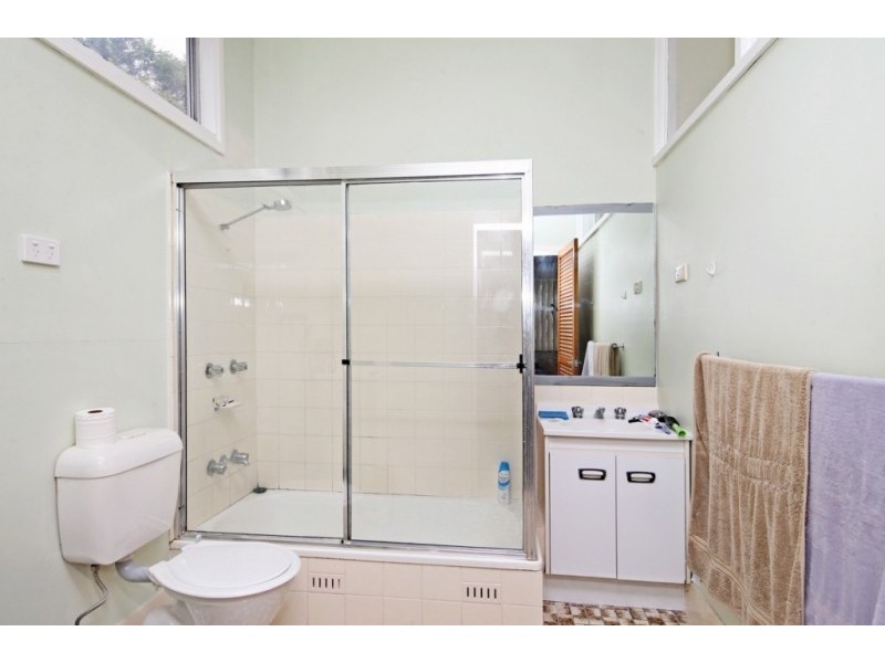 25 Lester Parade, North Lambton NSW 2299