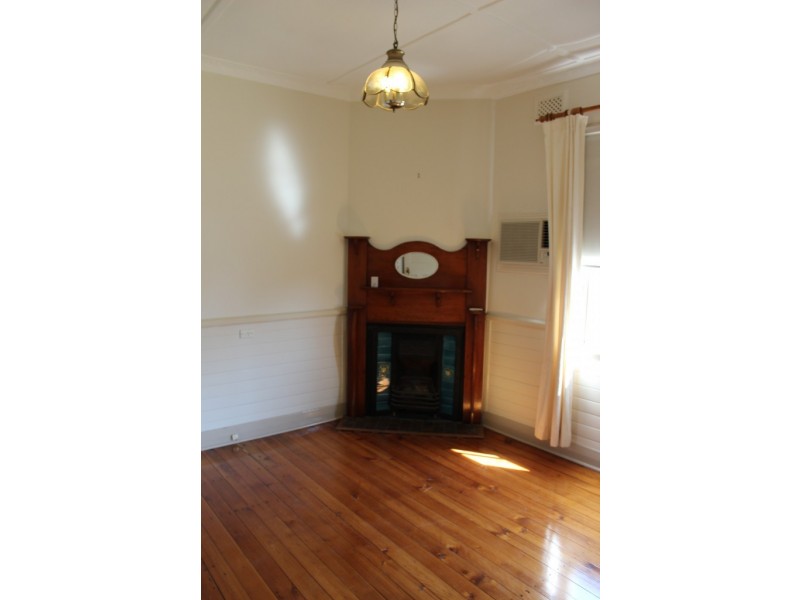 64 Fitzroy Street, Mayfield NSW 2304