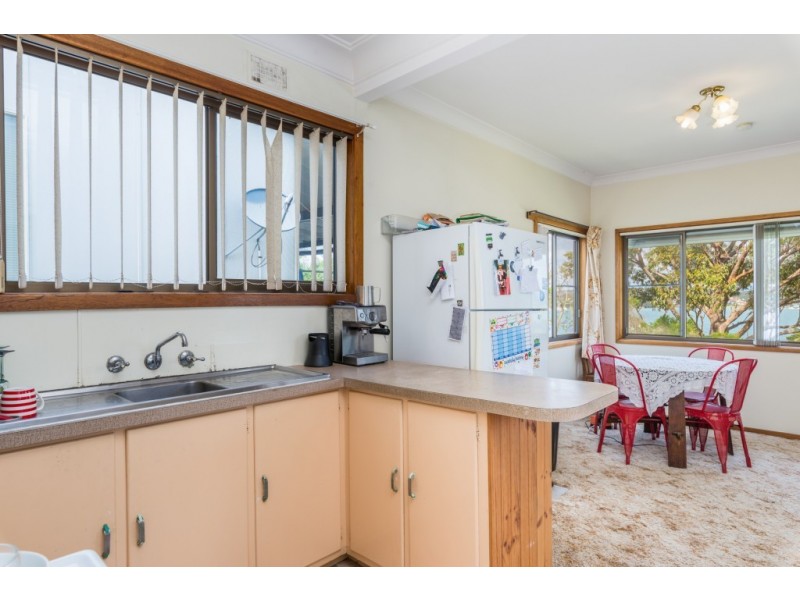72 Berkeley Street, Speers Point NSW 2284