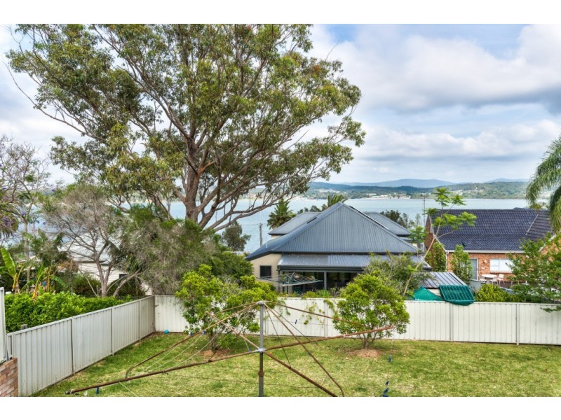 72 Berkeley Street, Speers Point NSW 2284