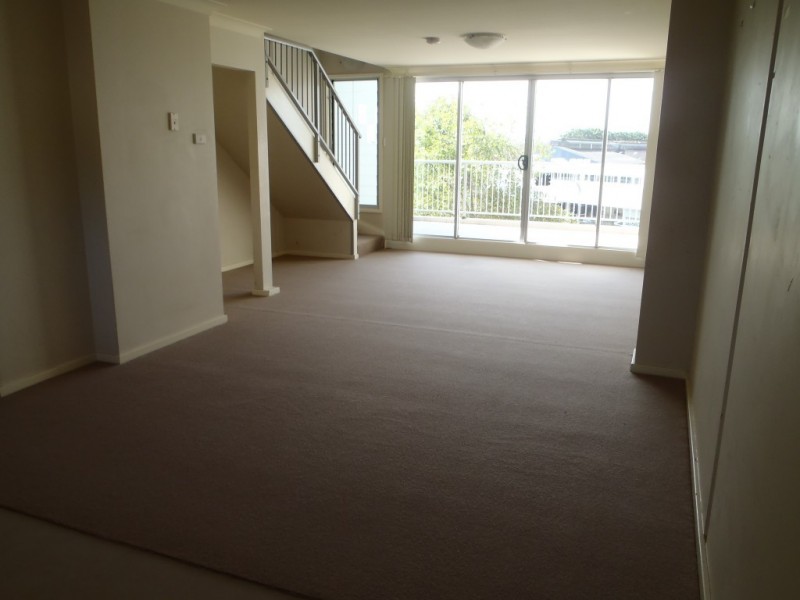 208/5 Tudor Street, Newcastle West NSW 2302