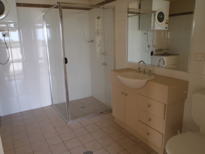 208/5 Tudor Street, Newcastle West NSW 2302