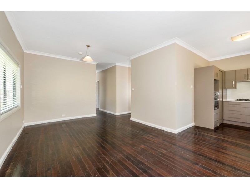 43 Angus Avenue, Waratah West NSW 2298