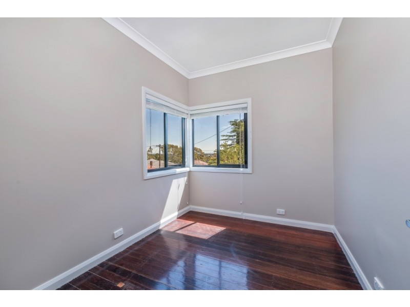 43 Angus Avenue, Waratah West NSW 2298