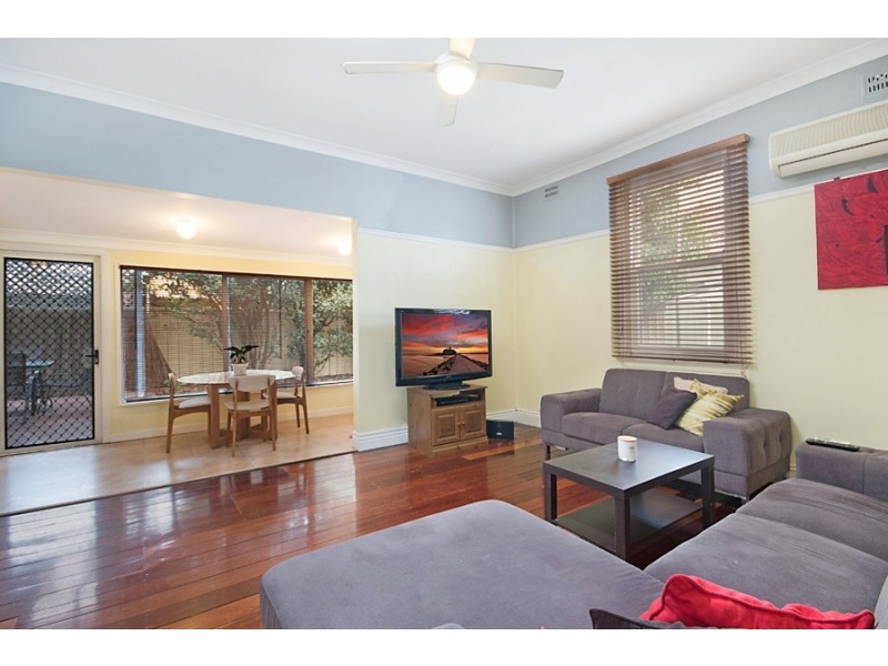 2 Young Road, Broadmeadow NSW 2292