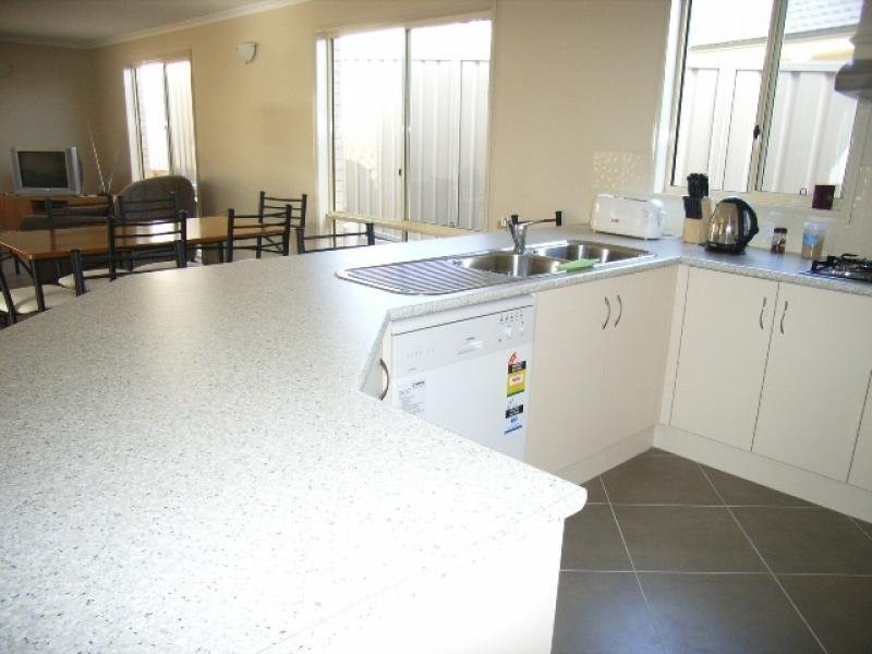 Room 3/2 Timmins Street, Birmingham Gardens NSW 2287