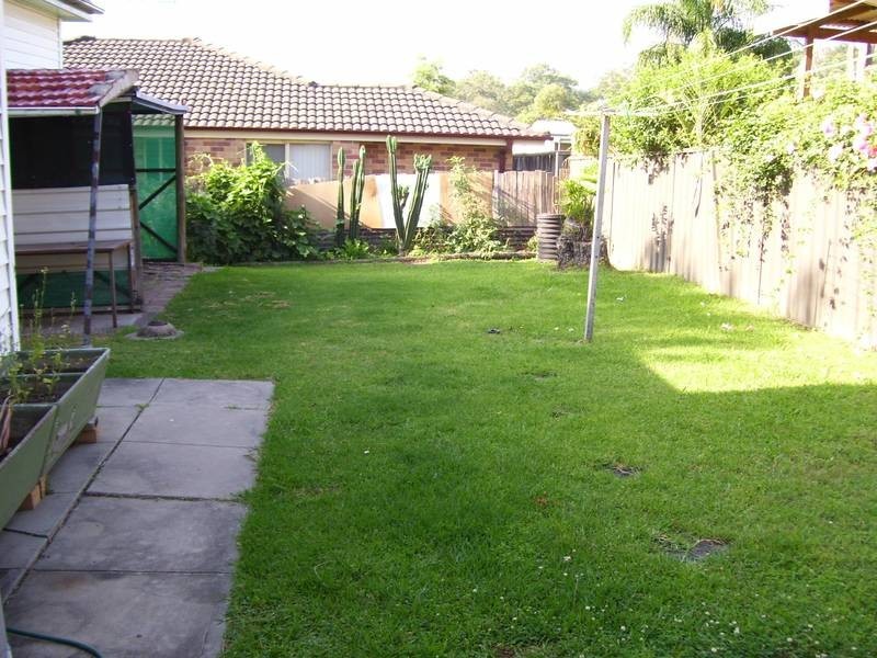 18 Mcnaughton Avenue, Maryland NSW 2287