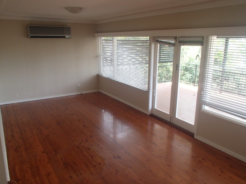 24 Woodward Street, Merewether NSW 2291