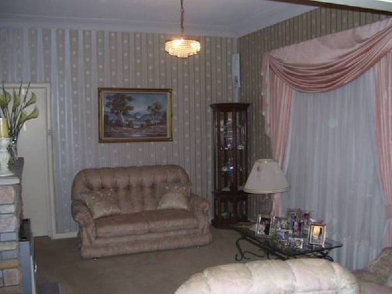 Fullerton STREET, Stockton NSW 2295