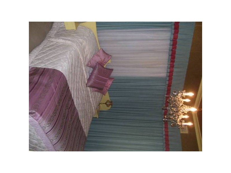 Fullerton STREET, Stockton NSW 2295