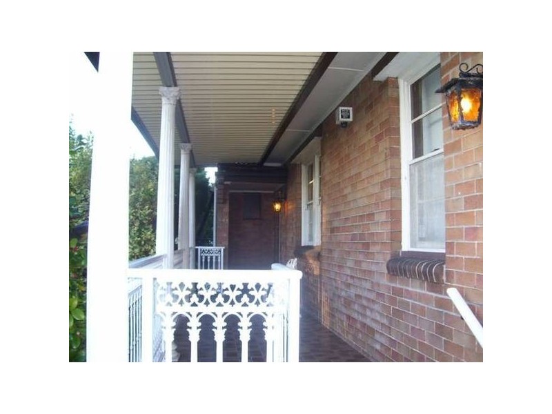 Fullerton STREET, Stockton NSW 2295