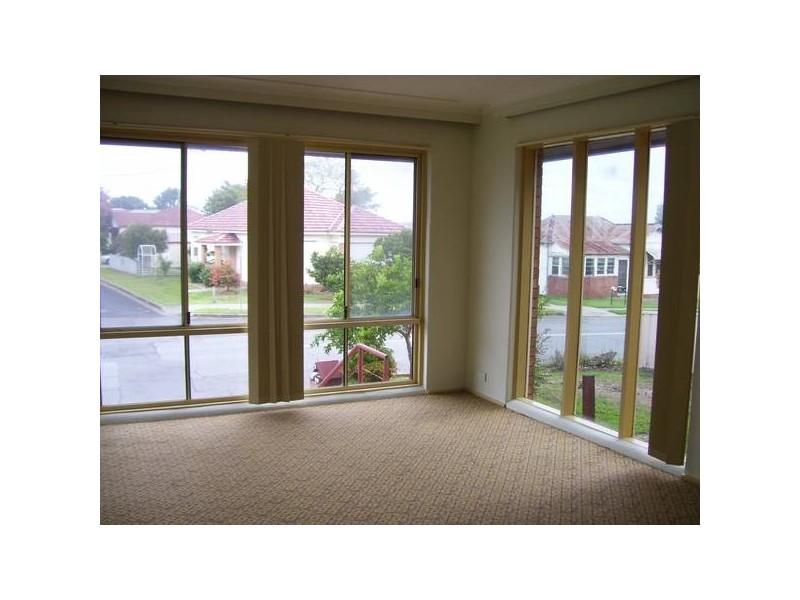 31 Lambton Road, Waratah NSW 2298