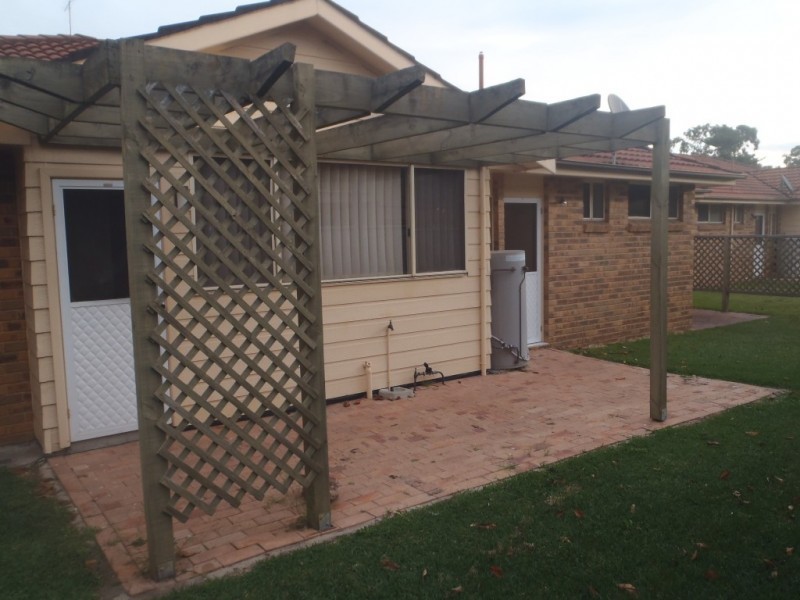 4/624 Macquarie Street, Eleebana NSW 2282