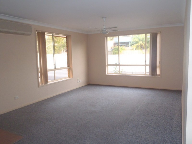 4/624 Macquarie Street, Eleebana NSW 2282