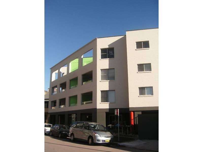 2/8 Bellevue Street, Newcastle NSW 2300