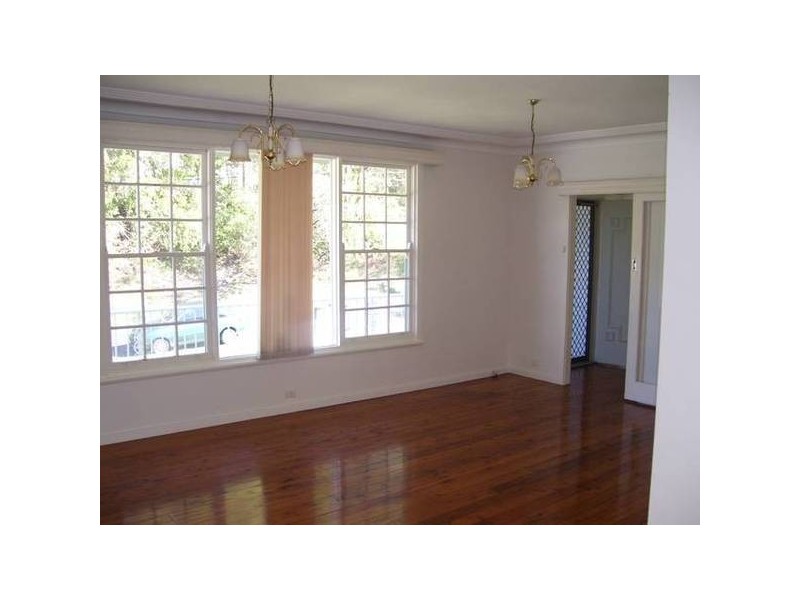 18 Flowerdale Street, Merewether NSW 2291