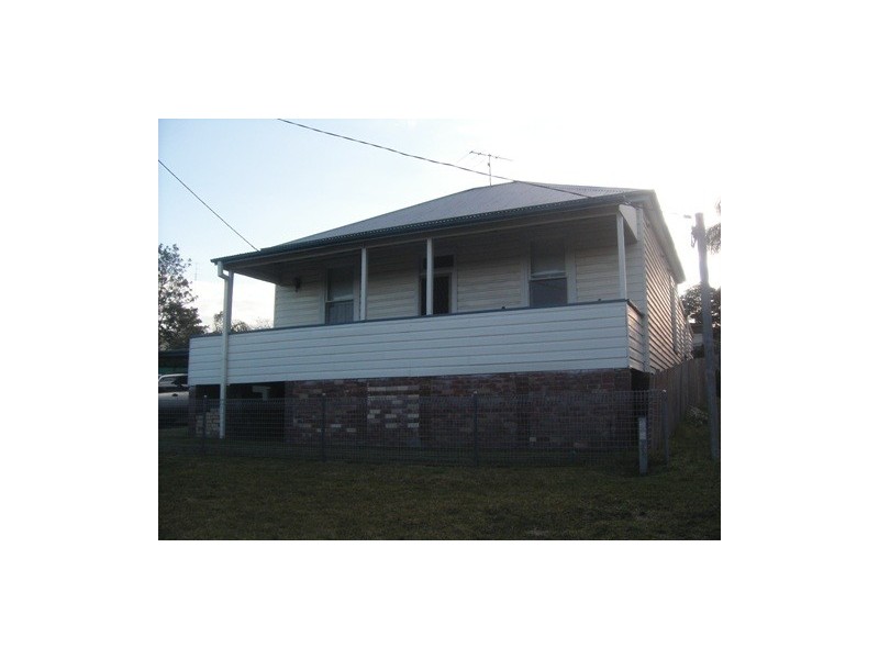 11 Queens Ave, Cardiff NSW 2285