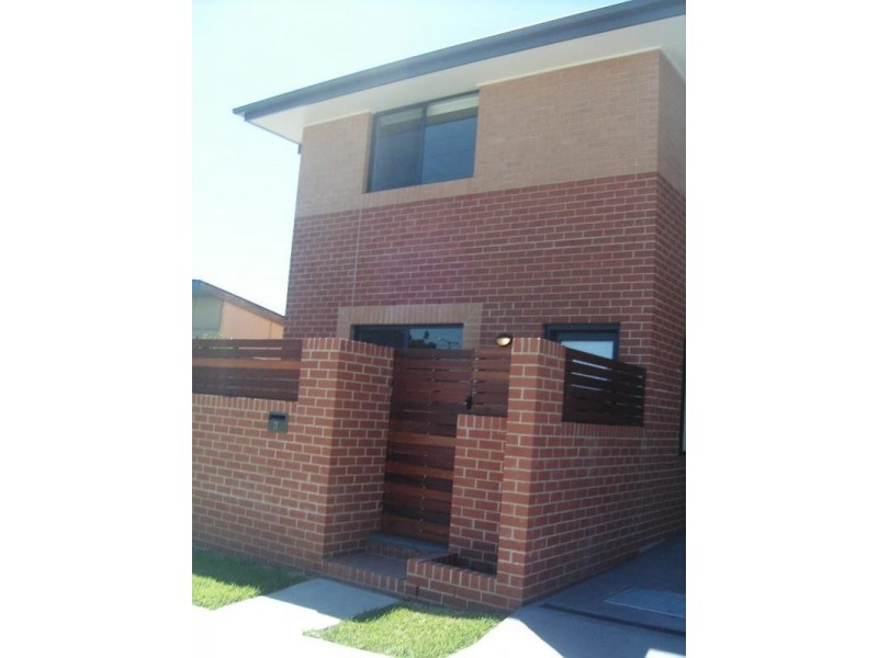 2/191 Broadmeadow Rd, Broadmeadow NSW 2292