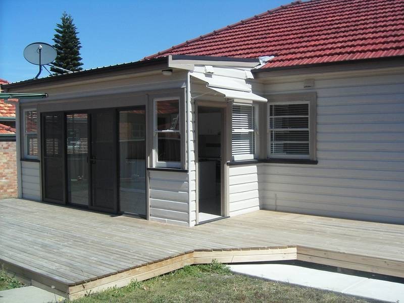 68 Crescent Road, Waratah NSW 2298