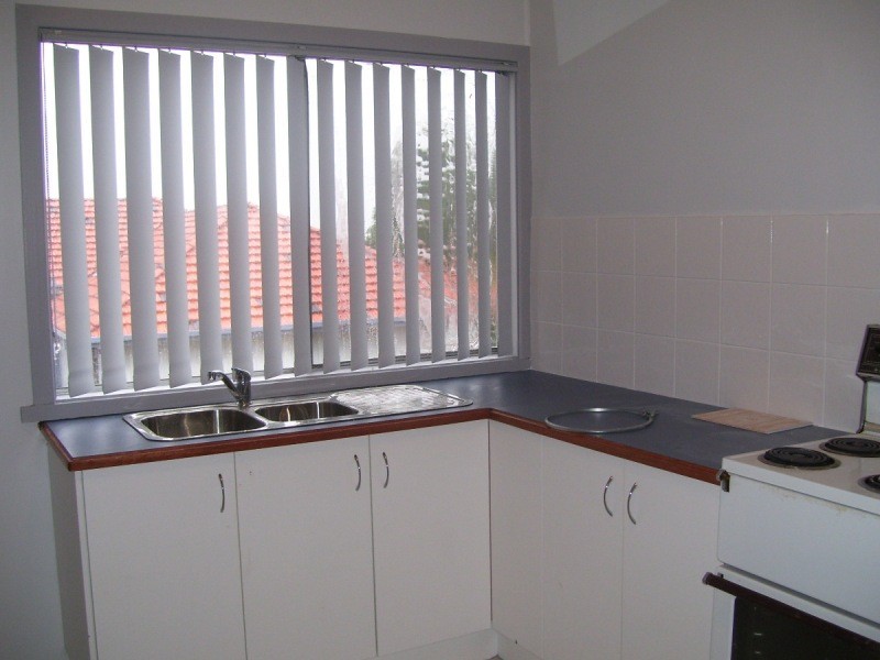 16 Oxley Road, Waratah NSW 2298