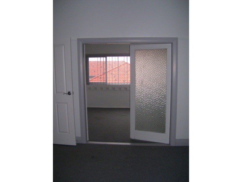 16 Oxley Road, Waratah NSW 2298