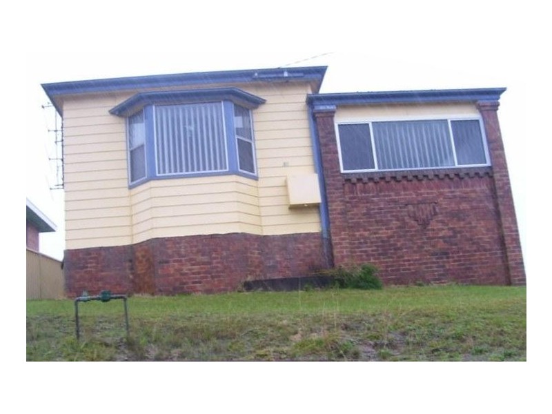 16 Oxley Road, Waratah NSW 2298