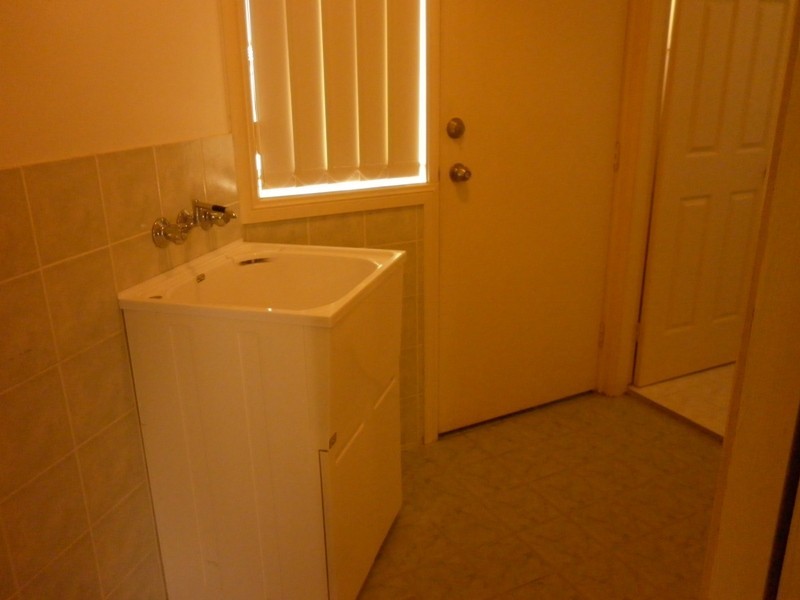 4/2 Teralba Road, Broadmeadow NSW 2292