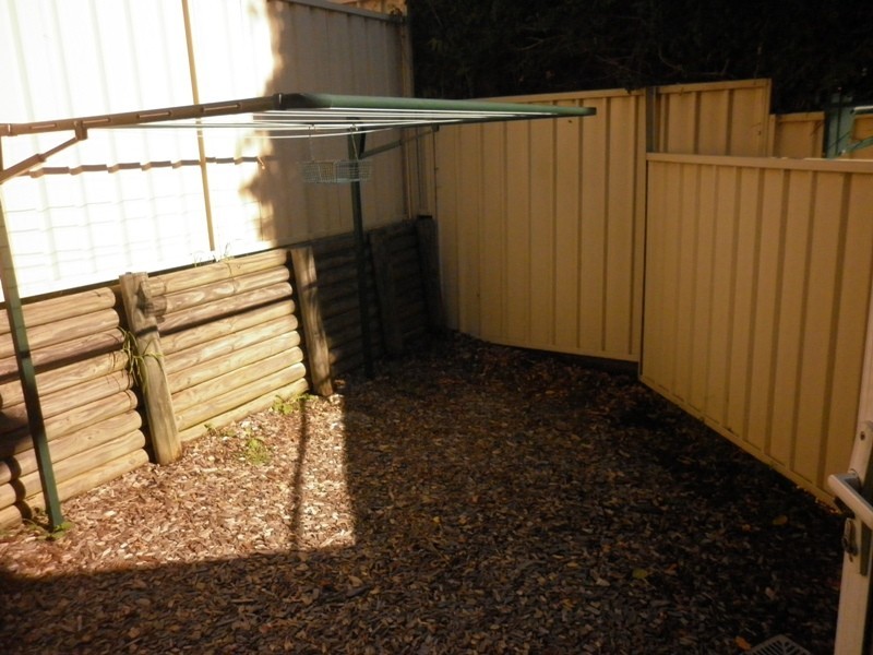 4/2 Teralba Road, Broadmeadow NSW 2292