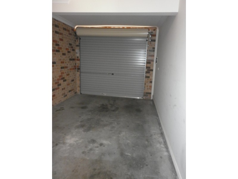 4/2 Teralba Road, Broadmeadow NSW 2292