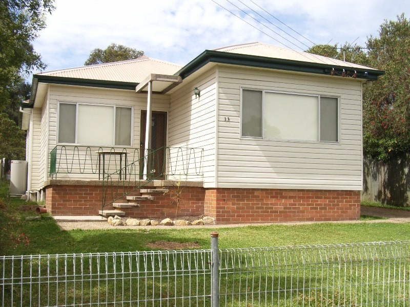 13 Marton Street, Shortland NSW 2307