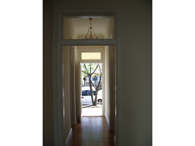 9 James Street, Hamilton NSW 2303