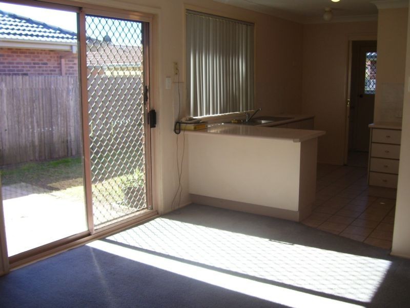 4 Hollingsford Crescent, Carrington NSW 2294