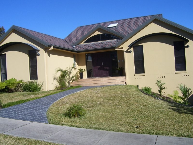 11 Plumridge Close, Warners Bay NSW 2282