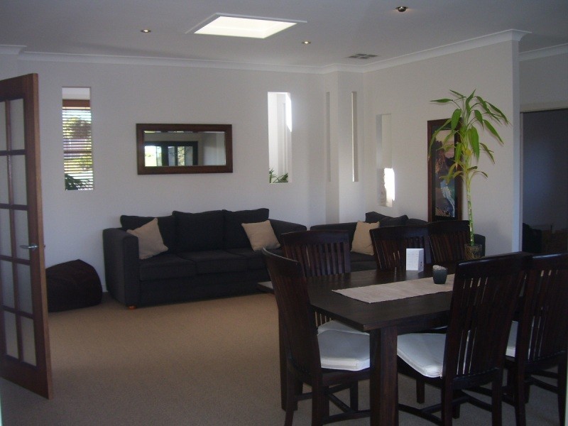 11 Plumridge Close, Warners Bay NSW 2282