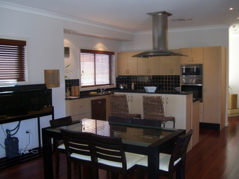 11 Plumridge Close, Warners Bay NSW 2282