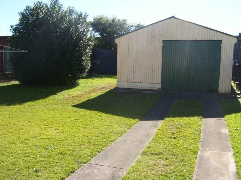 24 Hibberd Street, Hamilton South NSW 2303