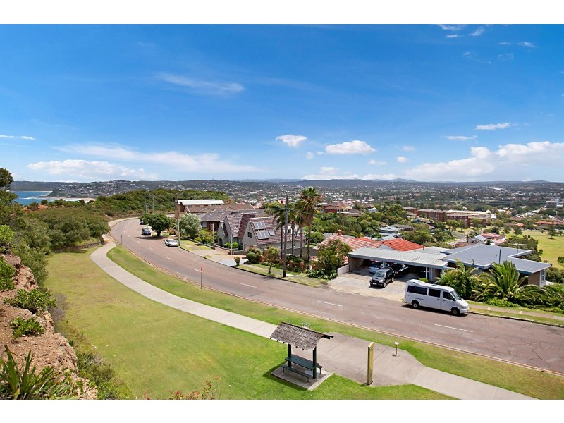 3/18 Memorial Drive, Bar Beach NSW 2300