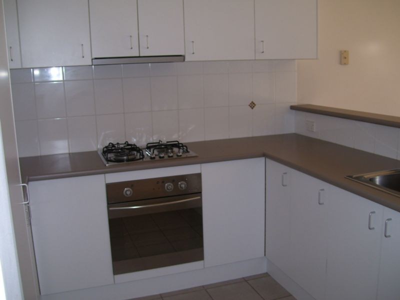 2/128 Broadmeadow Road, Broadmeadow NSW 2292