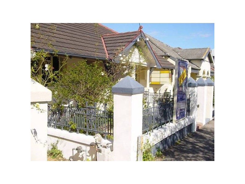 83 Dawson Street, Cooks Hill NSW 2300