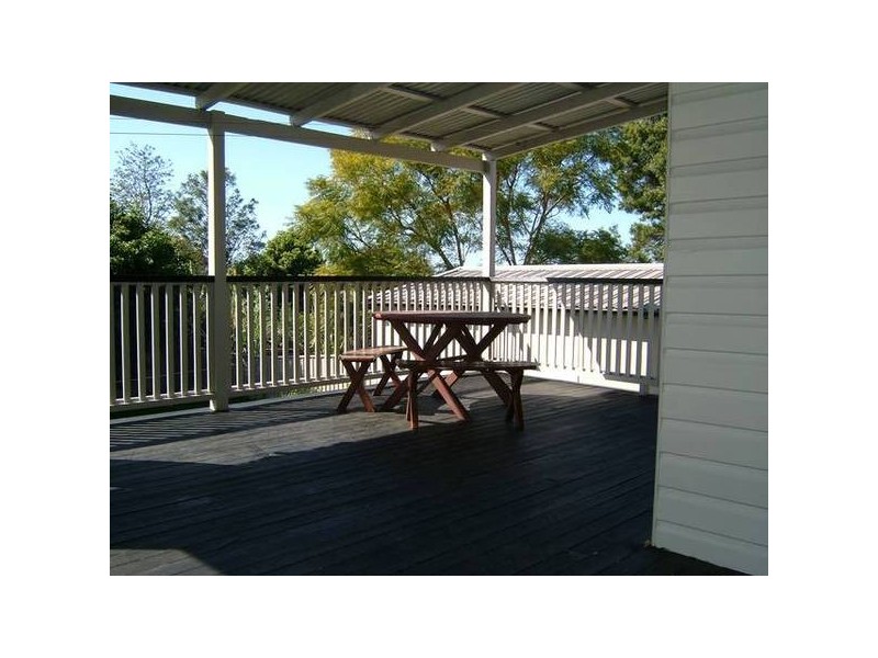 8 Frederick Street, Waratah NSW 2298