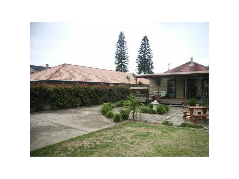 34 Silsoe Street, Mayfield NSW 2304