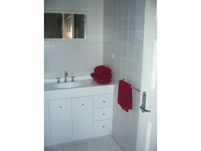 2/12 Bolton Street, Newcastle NSW 2300