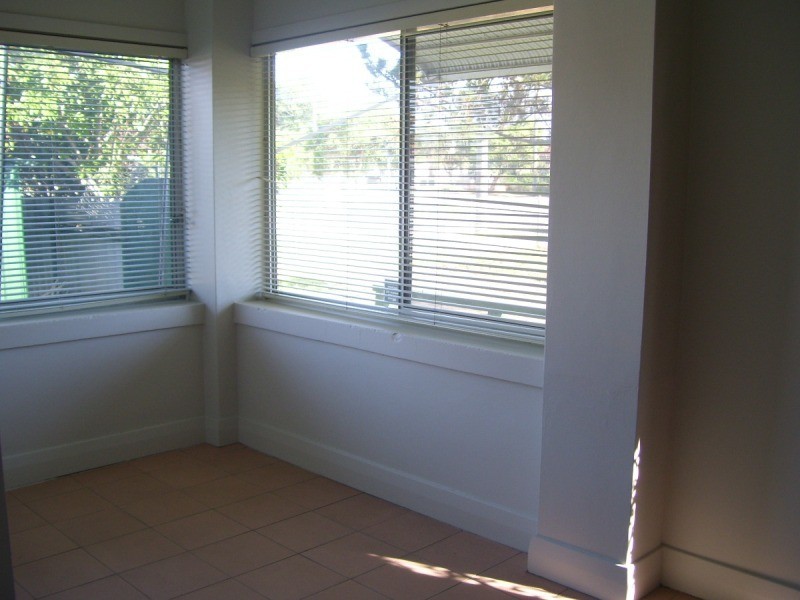 8 Scholey Street, Mayfield NSW 2304