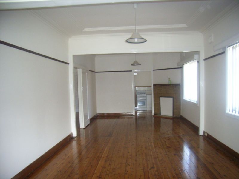 33 Phillip Street, Hamilton North NSW 2292