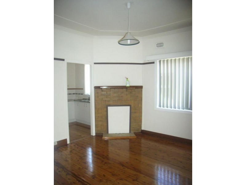 33 Phillip Street, Hamilton North NSW 2292