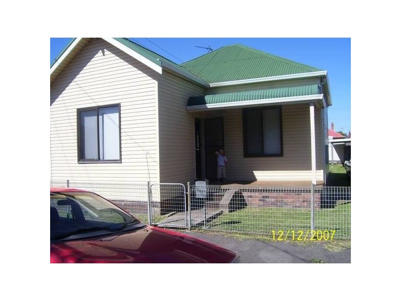 11 Power Street, Islington NSW 2296