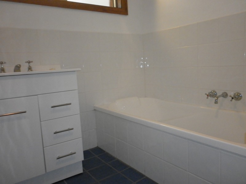 121 King St, Shortland NSW 2307